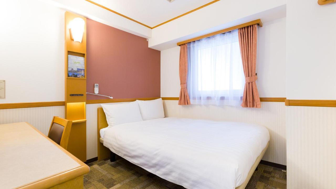 Toyoko Inn Osaka Semba Higashi Esterno foto