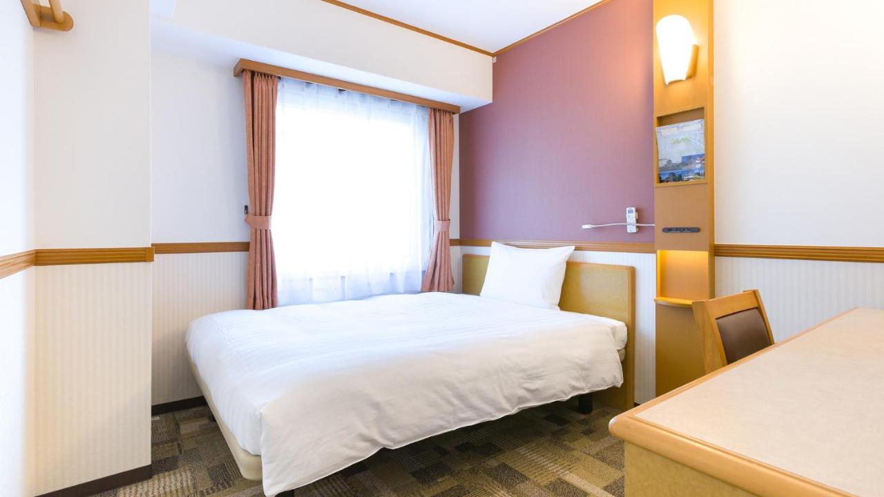 Toyoko Inn Osaka Semba Higashi Esterno foto