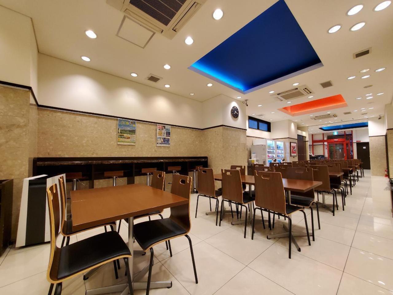 Toyoko Inn Osaka Semba Higashi Esterno foto