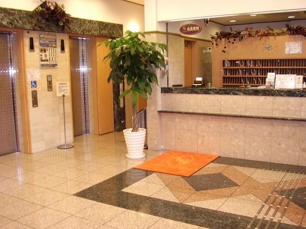 Toyoko Inn Osaka Semba Higashi Esterno foto